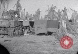 Standbild Wrack auf der Insel Marshall Inseln, 1944, aus Sekunde 37 historischem Filmmaterial Videoclip 65675028039
