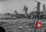 Standbild Wrack auf der Insel Marshall Inseln, 1944, aus Sekunde 42 historischem Filmmaterial Videoclip 65675028039