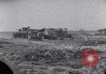 Standbild Wrack auf der Insel Marshall Inseln, 1944, aus Sekunde 45 historischem Filmmaterial Videoclip 65675028039