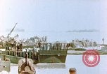 Standbild amerikanische Soldaten Saipan Nördliche Marianen, 1944, aus Sekunde 7 historischem Filmmaterial Videoclip 65675028040