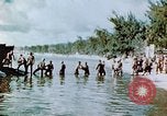Standbild amerikanische Soldaten Saipan Nördliche Marianen, 1944, aus Sekunde 27 historischem Filmmaterial Videoclip 65675028040