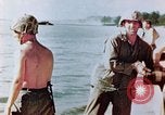 Standbild amerikanische Soldaten Saipan Nördliche Marianen, 1944, aus Sekunde 39 historischem Filmmaterial Videoclip 65675028040