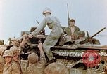 Standbild Marines am Brückenkopf Saipan Nördliche Marianen, 1944, aus Sekunde 31 historischem Filmmaterial Videoclip 65675028041
