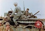 Standbild Marines am Brückenkopf Saipan Nördliche Marianen, 1944, aus Sekunde 34 historischem Filmmaterial Videoclip 65675028041