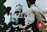 Standbild US-Marines Artillerie feuern Saipan Nördliche Marianen, 1944, aus Sekunde 3 historischem Filmmaterial Videoclip 65675028045