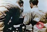 Standbild US-Marines Artillerie feuern Saipan Nördliche Marianen, 1944, aus Sekunde 4 historischem Filmmaterial Videoclip 65675028045