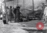 Standbild der Italienischen Armee Feld Küche Italien, 1915, aus Sekunde 6 historischem Filmmaterial Videoclip 65675028060