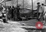 Standbild der Italienischen Armee Feld Küche Italien, 1915, aus Sekunde 18 historischem Filmmaterial Videoclip 65675028060
