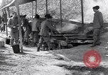 Standbild der Italienischen Armee Feld Küche Italien, 1915, aus Sekunde 21 historischem Filmmaterial Videoclip 65675028060