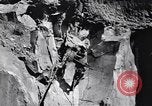 Standbild Italienische Bersaglieri Italien, 1915, aus Sekunde 21 historischem Filmmaterial Videoclip 65675028066
