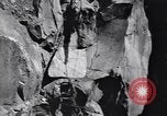 Standbild Italienische Bersaglieri Italien, 1915, aus Sekunde 40 historischem Filmmaterial Videoclip 65675028066