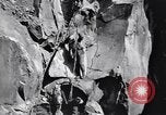 Standbild Italienische Bersaglieri Italien, 1915, aus Sekunde 42 historischem Filmmaterial Videoclip 65675028066