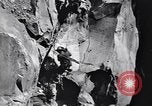 Standbild Italienische Bersaglieri Italien, 1915, aus Sekunde 46 historischem Filmmaterial Videoclip 65675028066