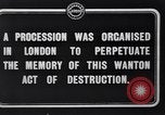 Immagine di British protesta affondamento del Lusitania Londra Inghilterra Regno Unito, 1915, secondo 3 filmato di repertorio 65675028067