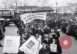 Immagine di British protesta affondamento del Lusitania Londra Inghilterra Regno Unito, 1915, secondo 14 filmato di repertorio 65675028067