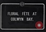 Standbild Frau auf Pferd Warenkorb Colwyn Bay Großbritannien, 1915, aus Sekunde 1 historischem Filmmaterial Videoclip 65675028068