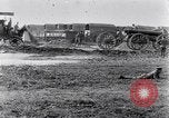 Standbild halten Artillerie Traktoren Frankreich, 1915, aus Sekunde 6 historischem Filmmaterial Videoclip 65675028069