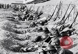 Standbild serbischen Regiment Die Balkan, 1916, aus Sekunde 14 historischem Filmmaterial Videoclip 65675028074