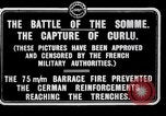 Standbild Batterie der Französischen 75 Feld Stückzahl Curlu Frankreich, 1915, aus Sekunde 6 historischem Filmmaterial Videoclip 65675028076