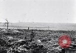 Standbild Batterie der Französischen 75 Feld Stückzahl Curlu Frankreich, 1915, aus Sekunde 17 historischem Filmmaterial Videoclip 65675028076