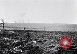Standbild Batterie der Französischen 75 Feld Stückzahl Curlu Frankreich, 1915, aus Sekunde 19 historischem Filmmaterial Videoclip 65675028076