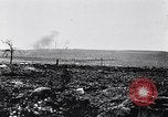 Standbild Batterie der Französischen 75 Feld Stückzahl Curlu Frankreich, 1915, aus Sekunde 23 historischem Filmmaterial Videoclip 65675028076