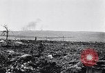 Standbild Batterie der Französischen 75 Feld Stückzahl Curlu Frankreich, 1915, aus Sekunde 24 historischem Filmmaterial Videoclip 65675028076