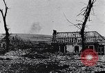 Standbild Batterie der Französischen 75 Feld Stückzahl Curlu Frankreich, 1915, aus Sekunde 62 historischem Filmmaterial Videoclip 65675028076
