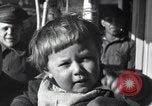 Immagine di Spose di guerra e i bambini Europa, 1919, secondo 34 filmato di repertorio 65675028081