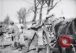 Immagine di Artiglieria francese Francia, 1917, secondo 62 filmato di repertorio 65675028093