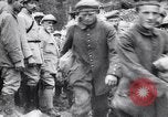 Standbild deutschen Kriegsgefangenen Frankreich, 1916, aus Sekunde 31 historischem Filmmaterial Videoclip 65675028095