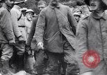 Standbild deutschen Kriegsgefangenen Frankreich, 1916, aus Sekunde 33 historischem Filmmaterial Videoclip 65675028095