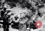 Immagine di Feriti soldati francesi che viene trattata Francia, 1918, secondo 61 filmato di repertorio 65675028096