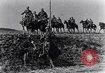Image de la cavalerie britannique France, 1917, de la seconde 8 séquences d'archives historiques vidéo 65675028101