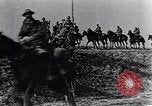 Image de la cavalerie britannique France, 1917, de la seconde 13 séquences d'archives historiques vidéo 65675028101