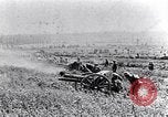 Standbild britische Soldaten Frankreich, 1917, aus Sekunde 13 historischem Filmmaterial Videoclip 65675028103