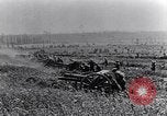 Standbild britische Soldaten Frankreich, 1917, aus Sekunde 29 historischem Filmmaterial Videoclip 65675028103