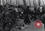 Standbild britische Soldaten Frankreich, 1917, aus Sekunde 51 historischem Filmmaterial Videoclip 65675028103