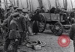 Standbild britische Soldaten Frankreich, 1917, aus Sekunde 53 historischem Filmmaterial Videoclip 65675028103