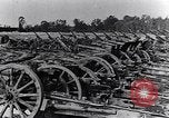 Standbild Deutsche Artillerie von den kanadischen Streitkräften gefangen genommen Western Front europäischen Theater, 1917, aus Sekunde 8 historischem Filmmaterial Videoclip 65675028105