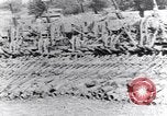 Standbild Deutsche Artillerie von den kanadischen Streitkräften gefangen genommen Western Front europäischen Theater, 1917, aus Sekunde 40 historischem Filmmaterial Videoclip 65675028105