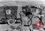 Image des ambulances de la Croix-Rouge l'Europe, 1918, de la seconde 1 séquences d'archives historiques vidéo 65675028115