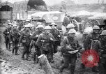 Image troupes britanniques et australiens France, 1916, de la seconde 46 séquences d'archives historiques vidéo 65675028120
