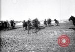 Image troupes britanniques et australiens France, 1916, de la seconde 61 séquences d'archives historiques vidéo 65675028120