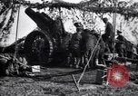 Standbild britischen bombardieren deutsche Leitung mit 8 Zoll Haubitzen Frankreich, 1916, aus Sekunde 28 historischem Filmmaterial Videoclip 65675028121