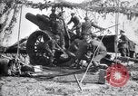 Standbild britischen bombardieren deutsche Leitung mit 8 Zoll Haubitzen Frankreich, 1916, aus Sekunde 30 historischem Filmmaterial Videoclip 65675028121