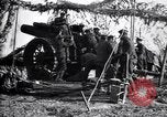 Standbild britischen bombardieren deutsche Leitung mit 8 Zoll Haubitzen Frankreich, 1916, aus Sekunde 34 historischem Filmmaterial Videoclip 65675028121