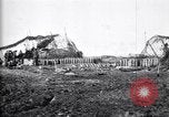Standbild britischen bombardieren deutsche Leitung mit 8 Zoll Haubitzen Frankreich, 1916, aus Sekunde 48 historischem Filmmaterial Videoclip 65675028121