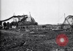 Standbild britischen bombardieren deutsche Leitung mit 8 Zoll Haubitzen Frankreich, 1916, aus Sekunde 49 historischem Filmmaterial Videoclip 65675028121