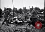 Standbild British gun Batterien in der Schlacht der Ancre Frankreich, 1916, aus Sekunde 32 historischem Filmmaterial Videoclip 65675028123